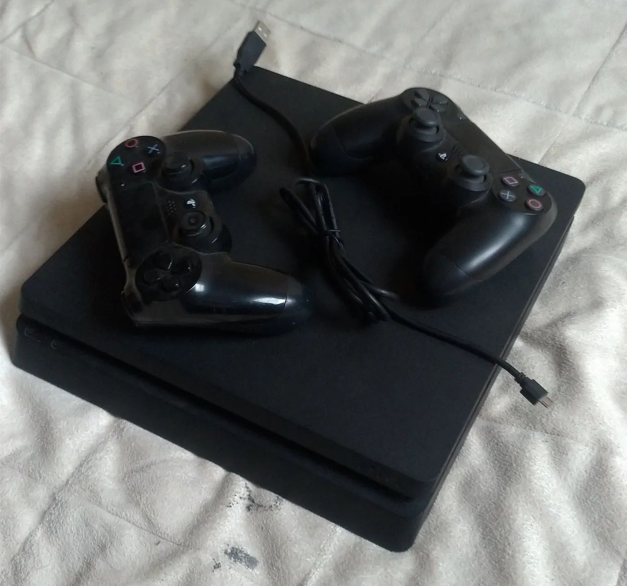 Playstation 4 Slim  - Foto 2