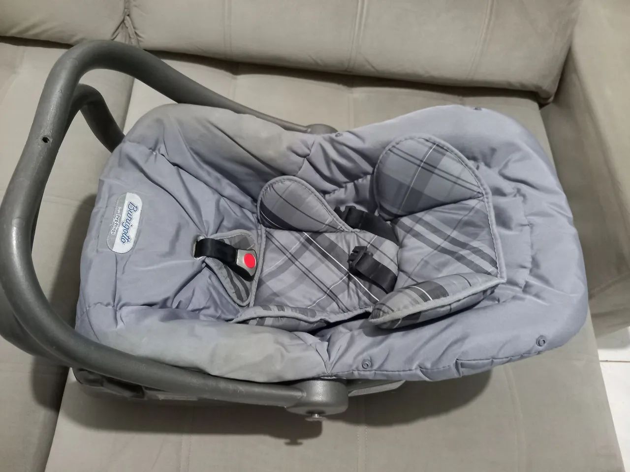 BEBÊ CONFORTO COM BASE TOURING BURIGOTTO INFANTIL  - Foto 3