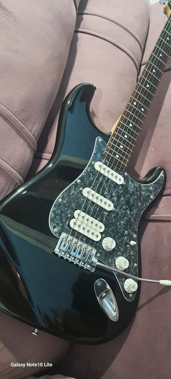 Guitarra stratocaster  - Foto 3