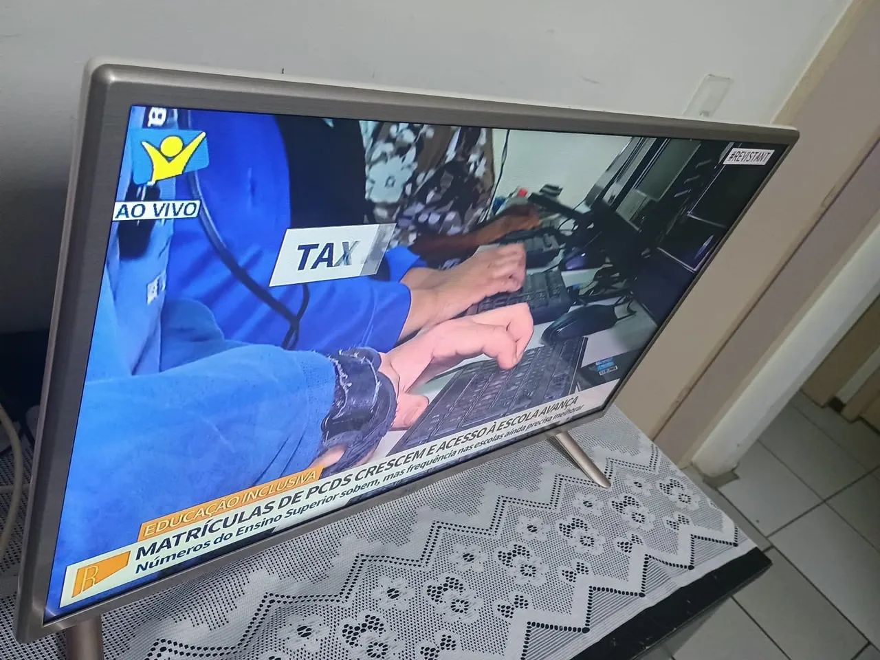 Vendo tv LG smart 32  - Foto 3