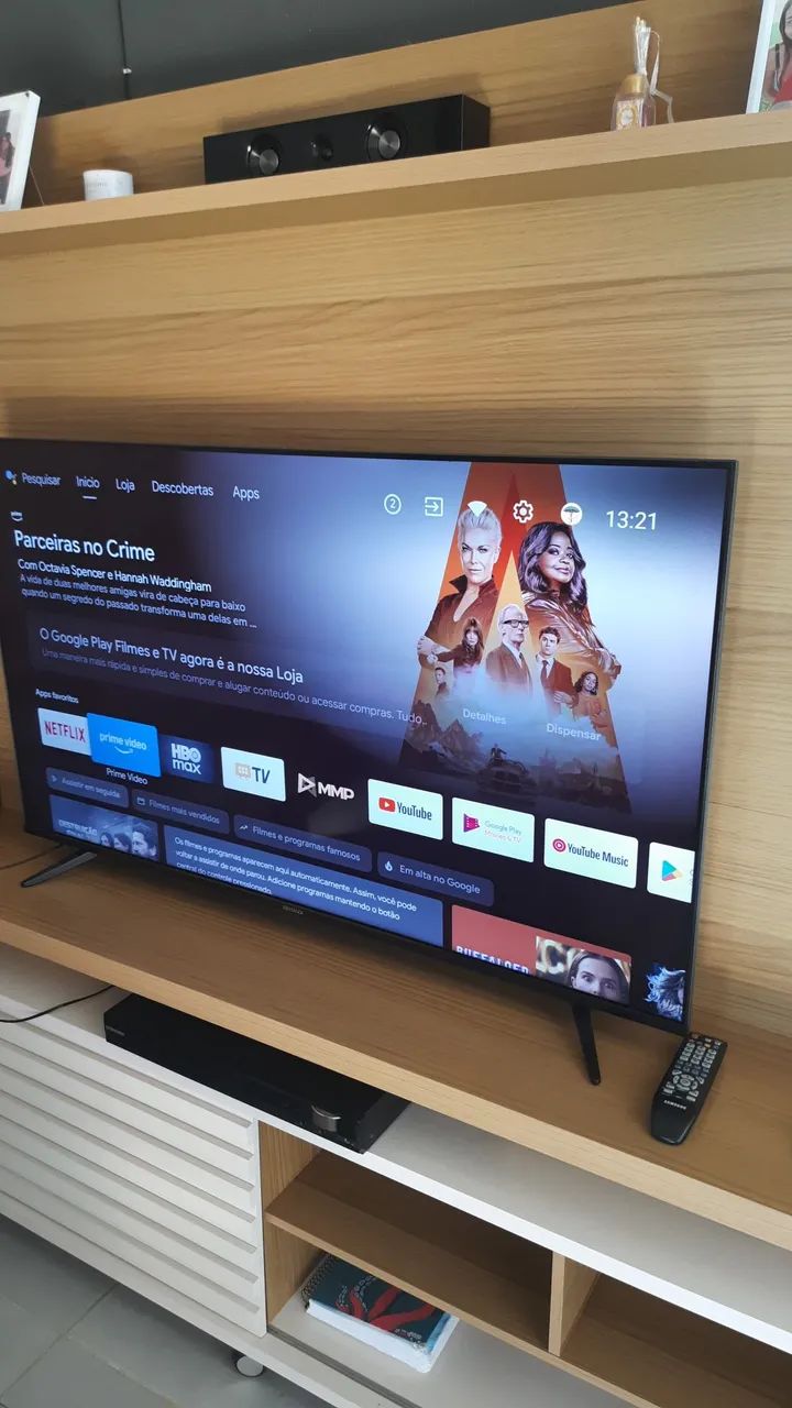 Vendo TV 50 polegadas com  Android TM / jbl charge 4 original junto - Foto 2