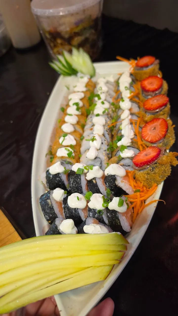 AUXILIAR DE SUSHI MAN 