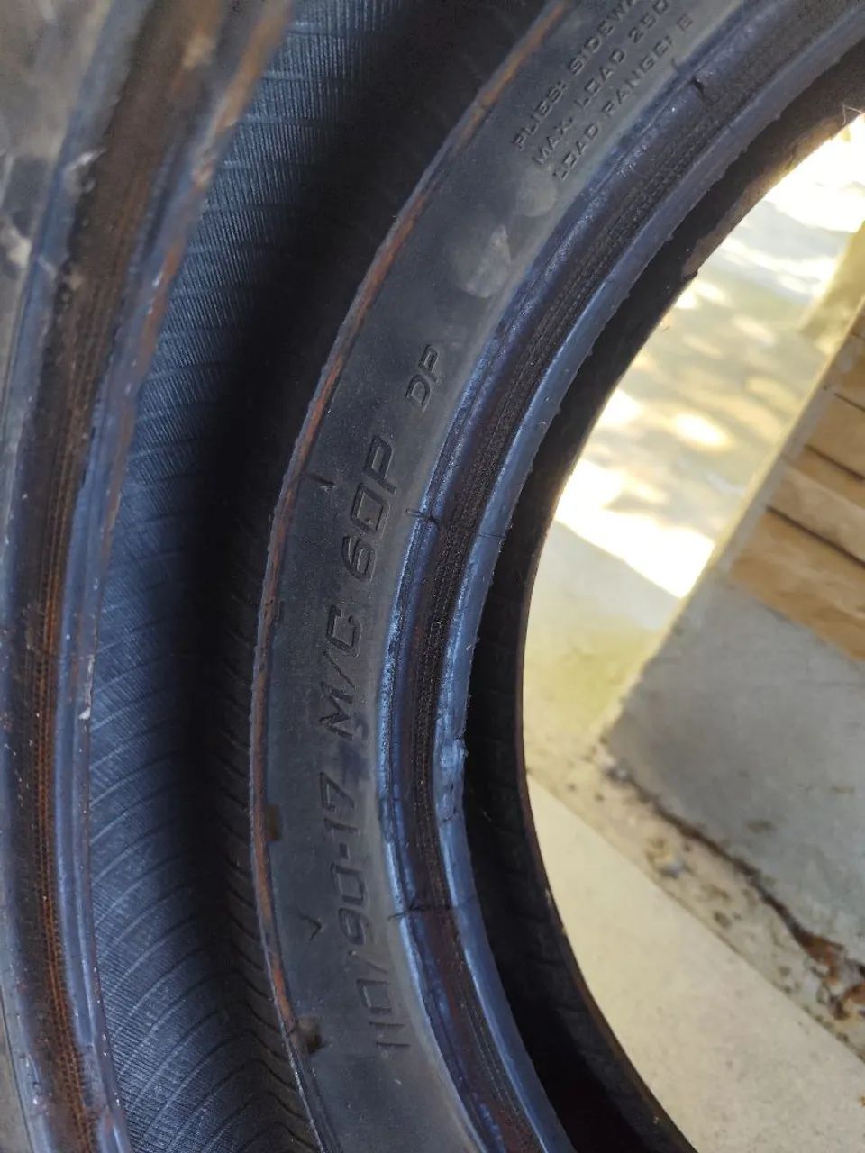 Pneus para Bros 150 meia vida em ótimo estado  - Foto 3