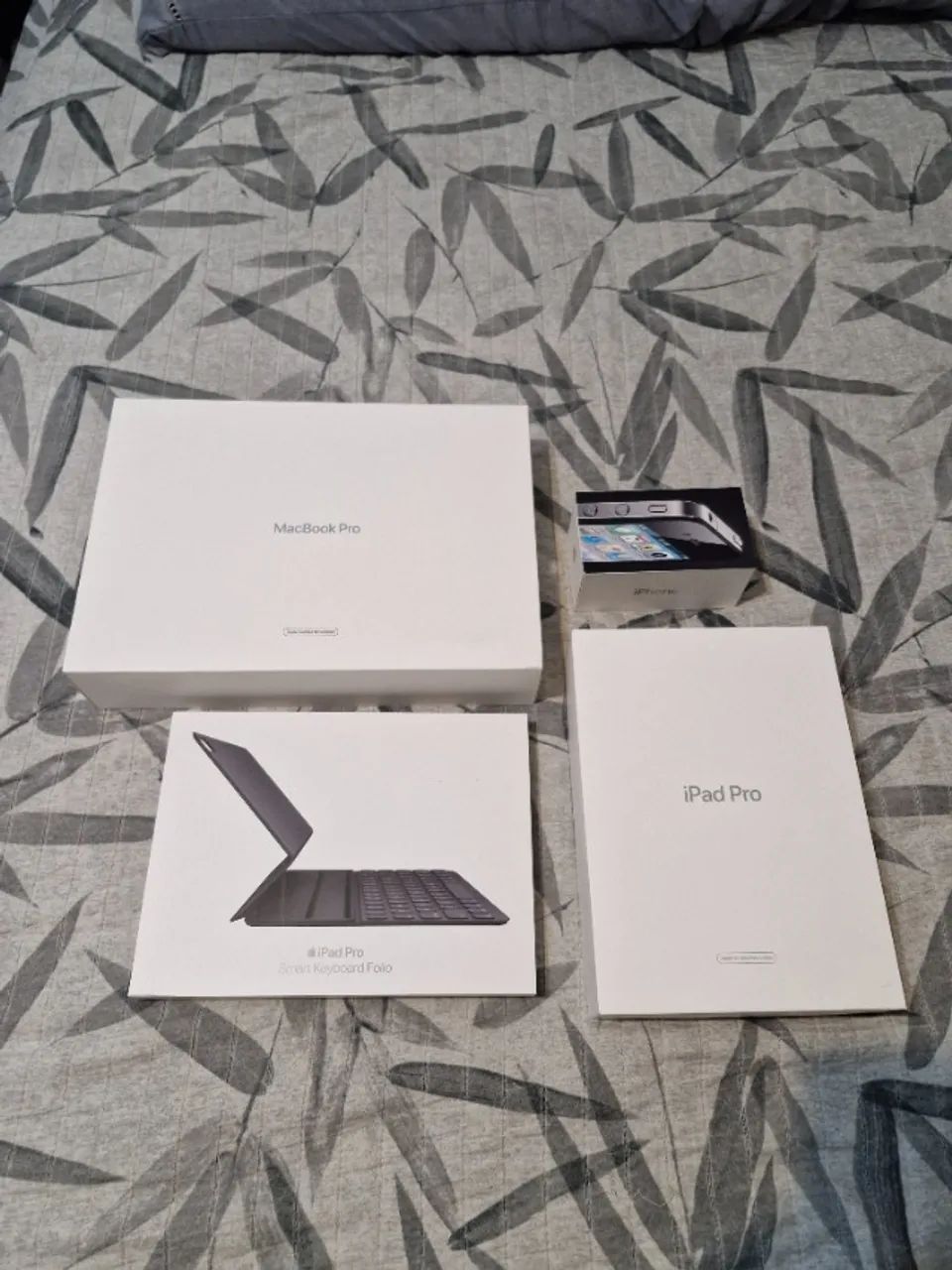 Kit Caixas Apple  MacBook Pro iPad Pro Smart Keyboard e iPhone - Foto 3