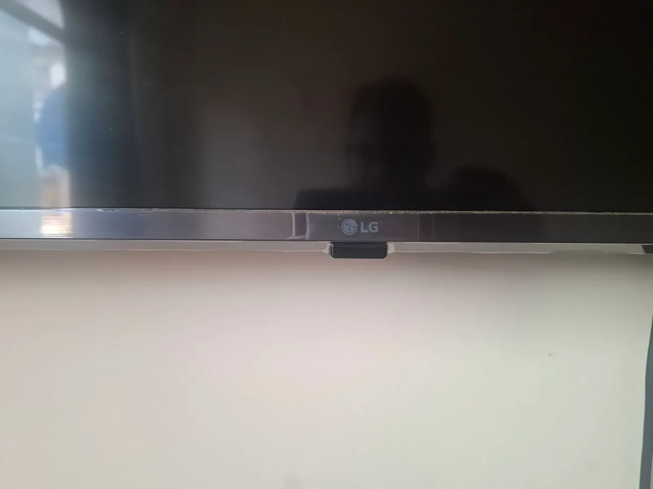 TV 4K LG 42 POLEGADAS(CONTROLE MAGIC)  - Foto 4