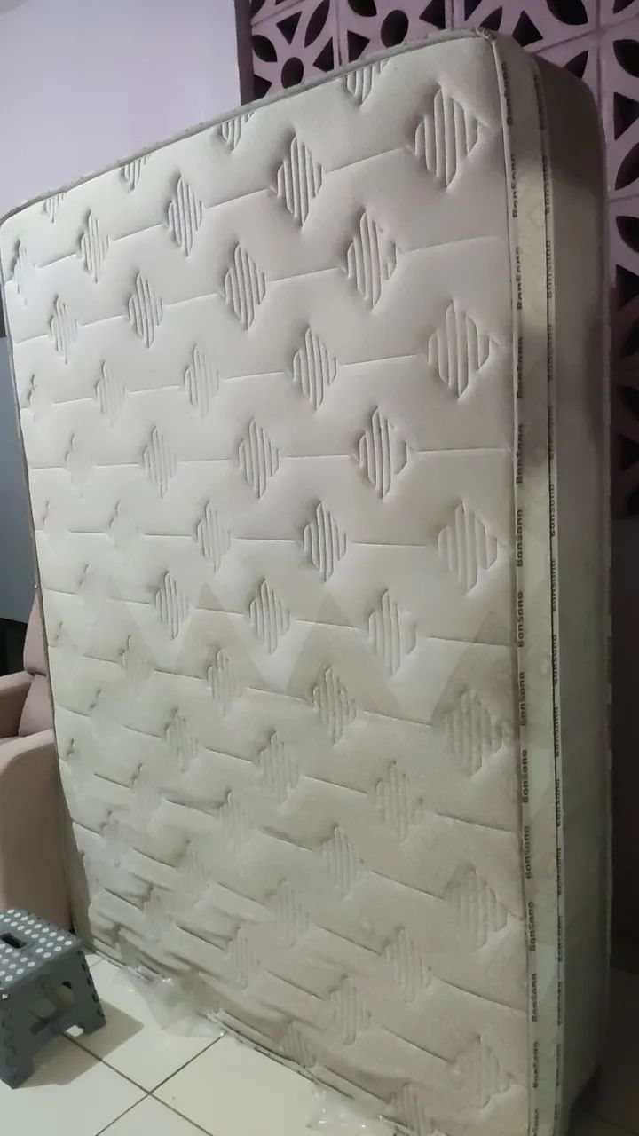 COLCHÃO SEMI-NOVO CASAL 