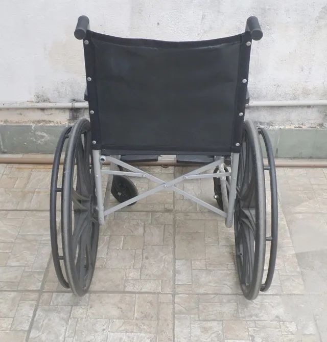 Cadeira De Rodas Usada - Foto 4