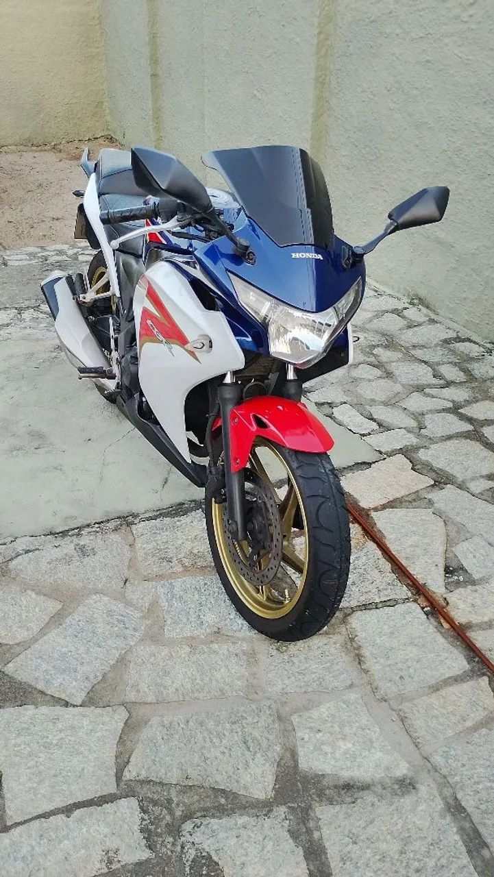 Cbr 250r - Foto 2