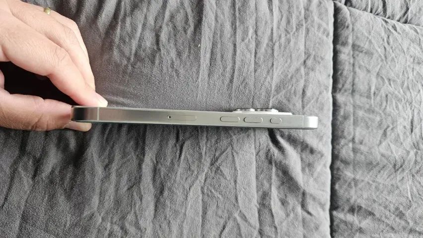 Apple iPhone 16 Pro (128 Gb) - Titânio Branco - Impecável - Foto 5