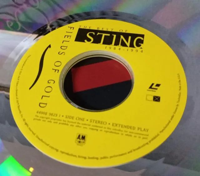 Laser Disc Sting - Fields Of Gold Best Of - Importado USA - Foto 4