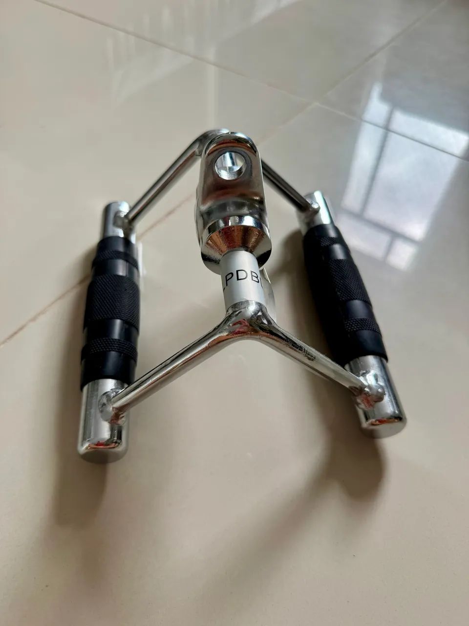 Puxador triângulo R$125,00