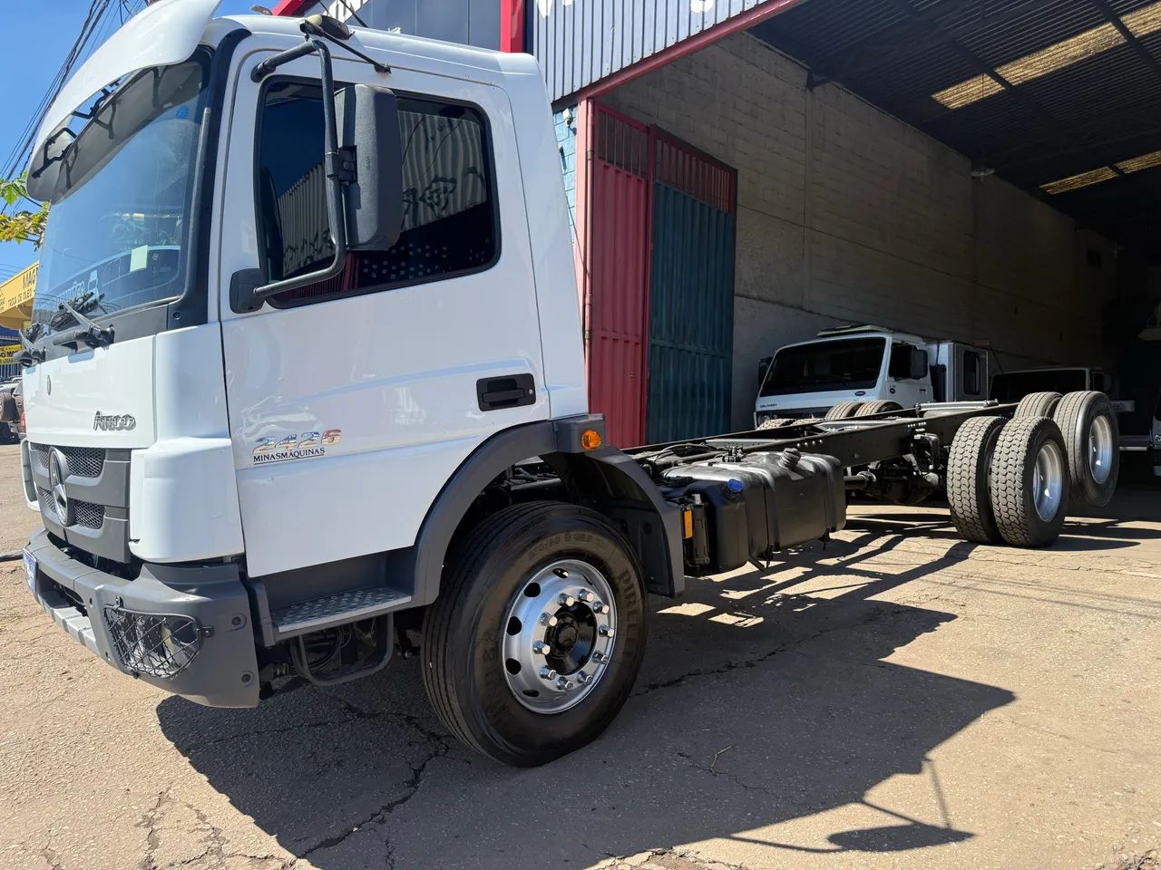ATEGO 2426 - Foto 3