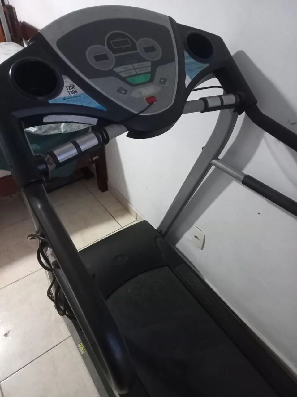Esteira (com defeito) - Foto 2