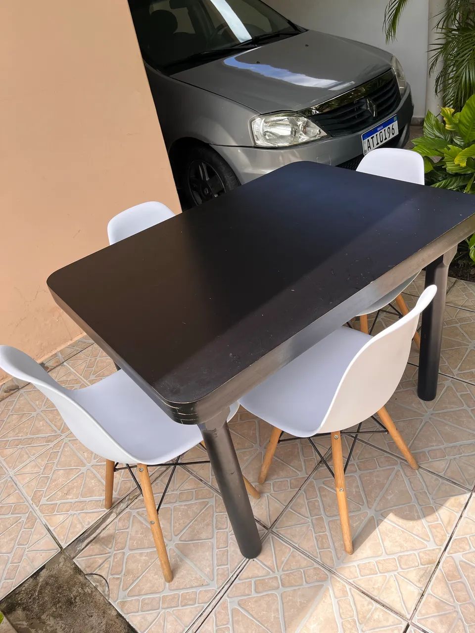 Conjunto mesa e cadeira  - Foto 3