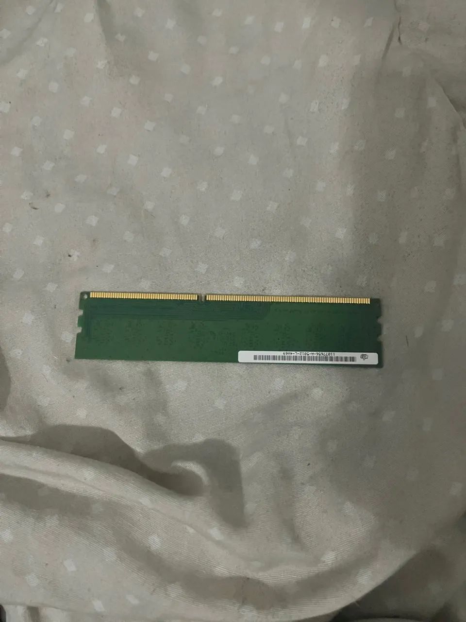 memória RAM de 2GB