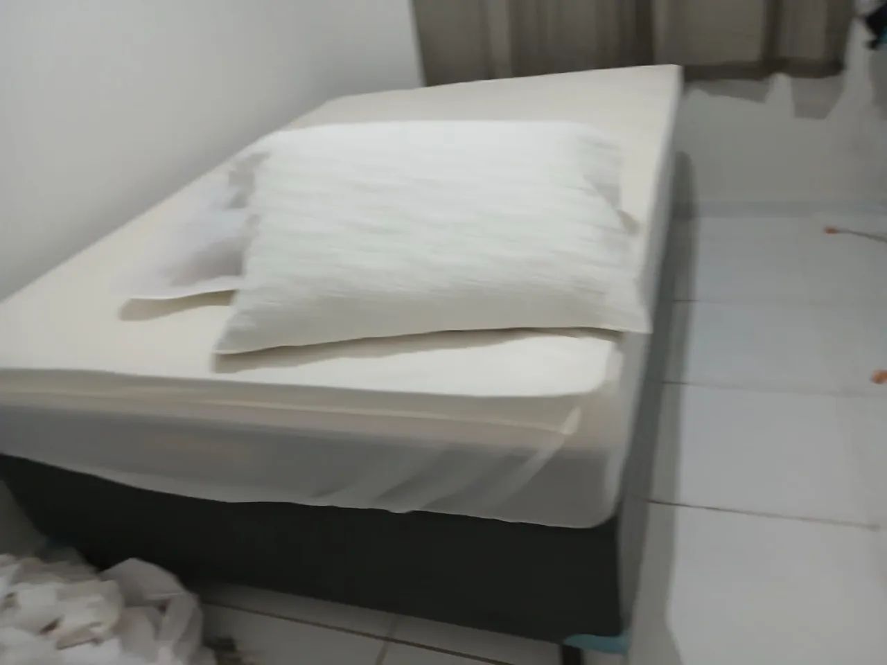 Vendo cama de casal 