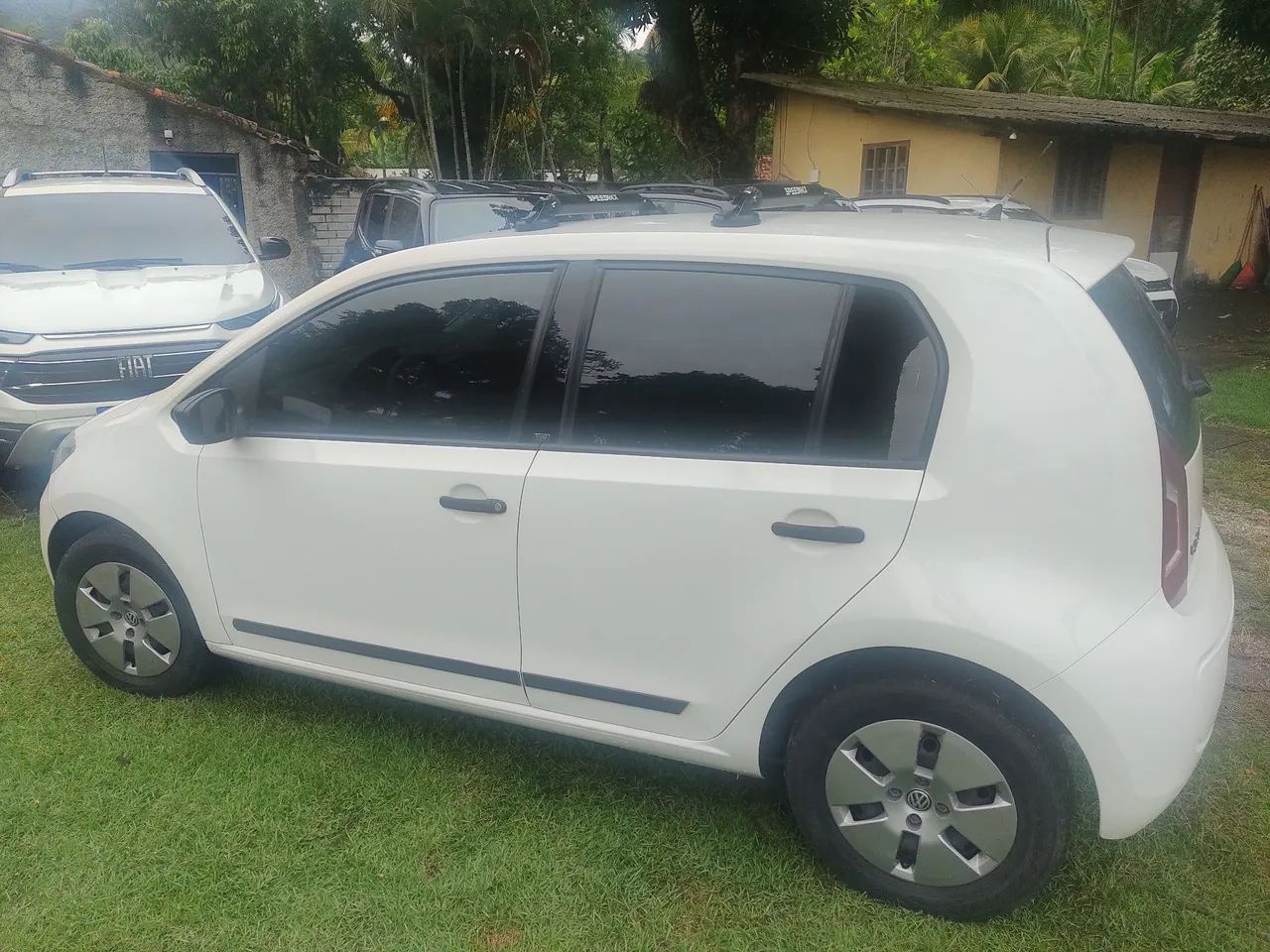 Volkswagen Up! Take 1.0 Total Flex 12V 5P 2016 - Foto 5