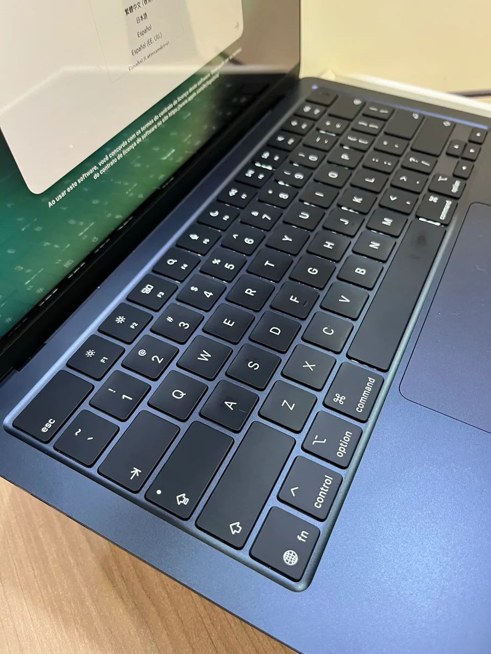 MACBOOK AIR M5 / 25 DIAS DE USO ZERADOO - Foto 2