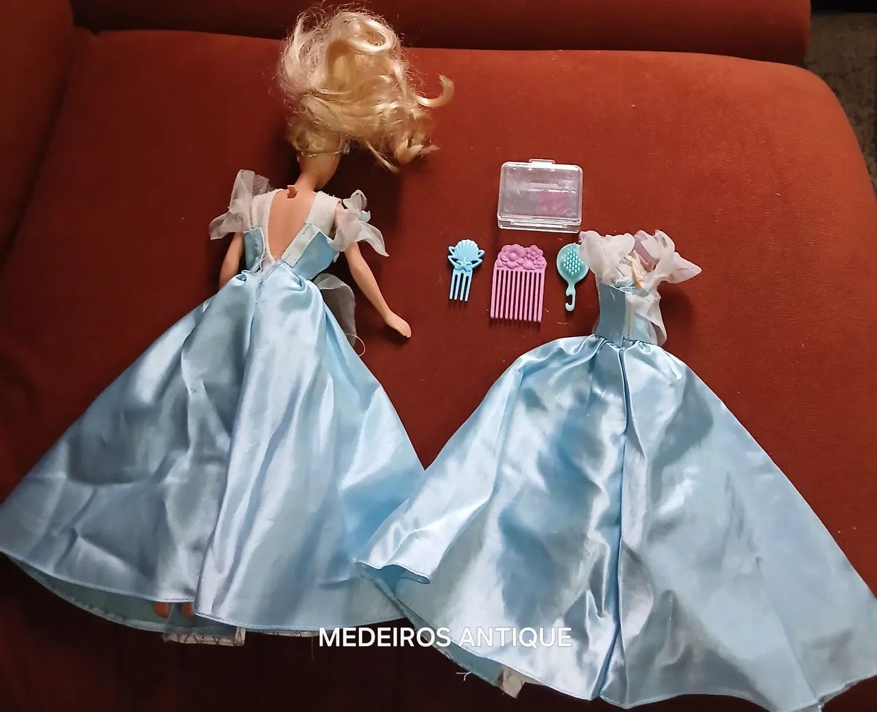 Boneca barbie bela adormecida,  1998 mattel.  - Foto 2