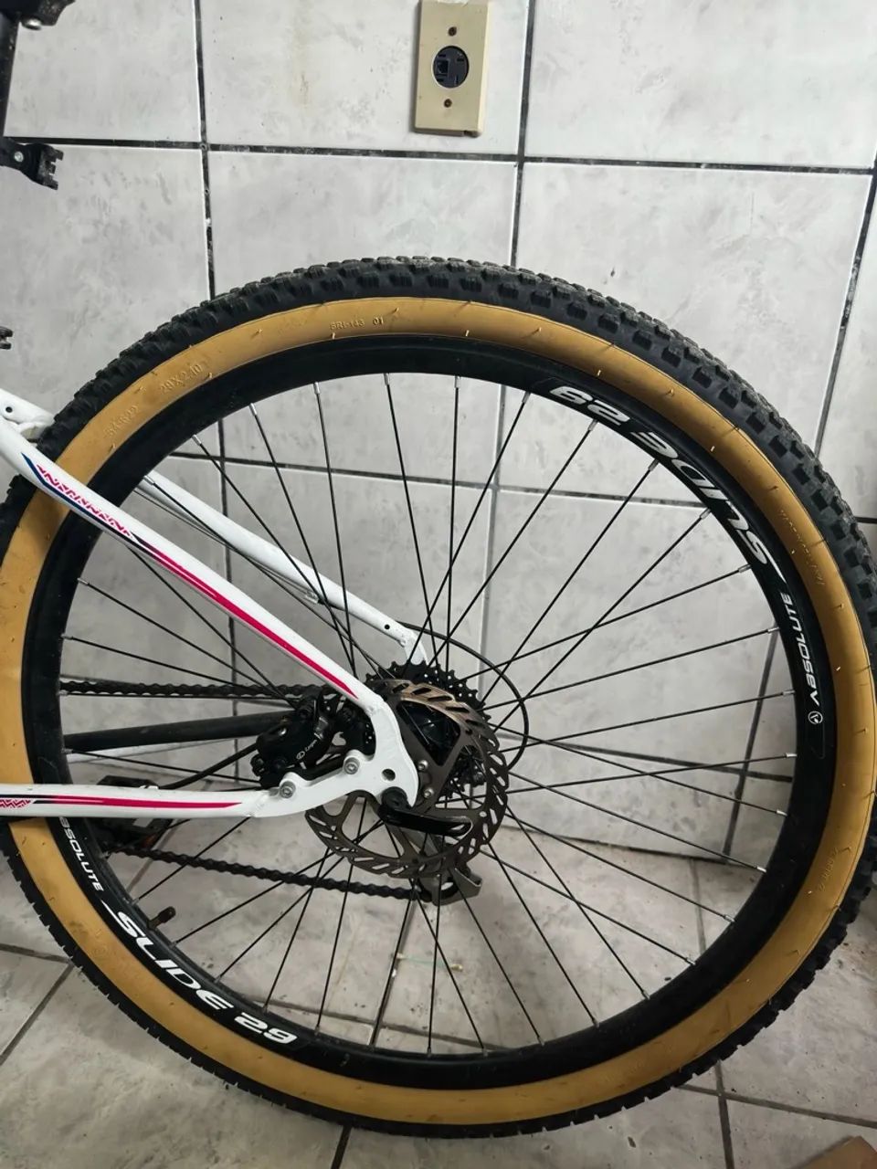 Vendo bicicleta aro 29 - Foto 2