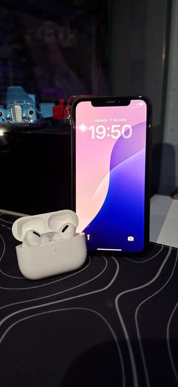 IPHONE 11 PRETO DE 128GB - Foto 2