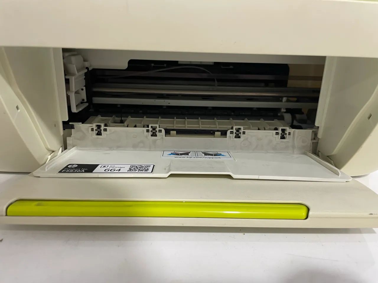 Impressora HP DeskJet Ink Advantage 2136 - Foto 4