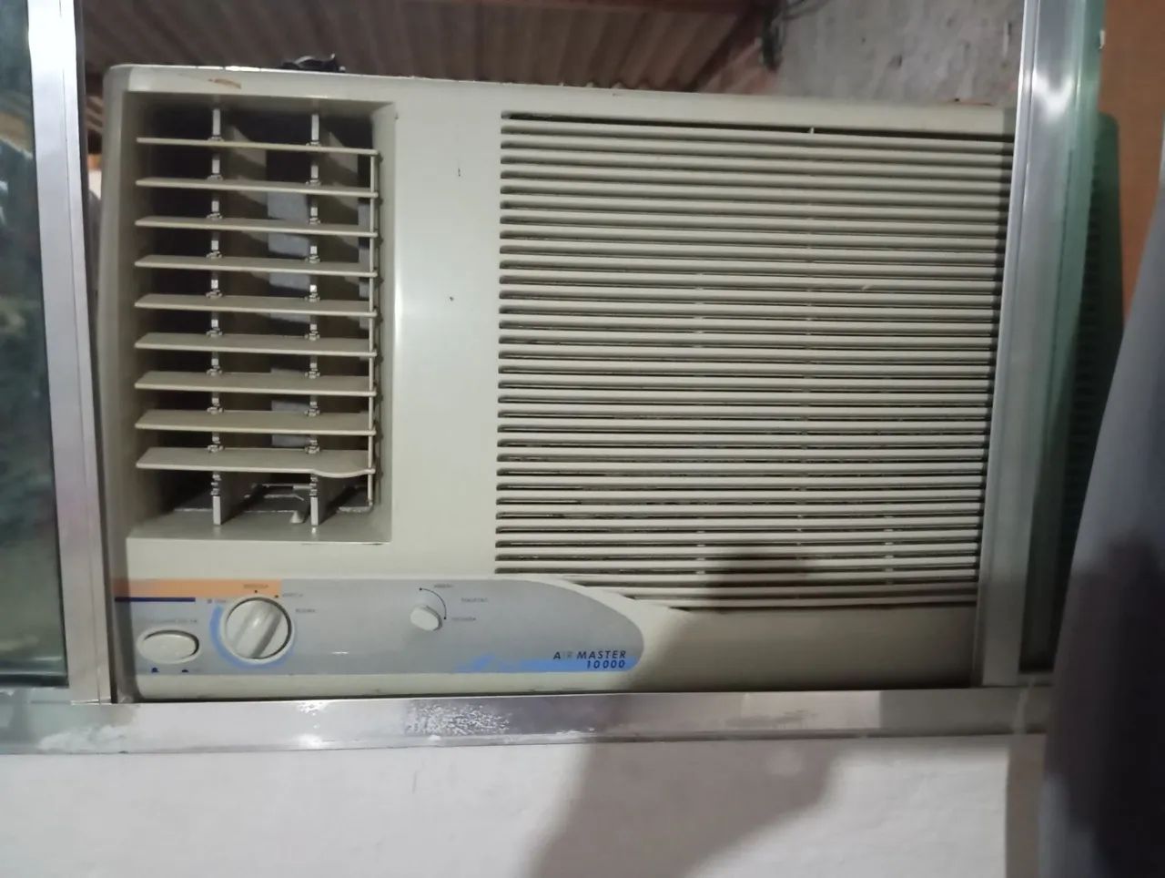 Ar condicionado de janela 