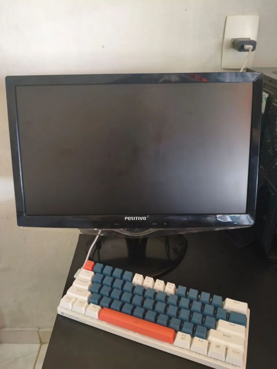 Monitor positivo 18.5 polegadas 83 hz - Foto 2