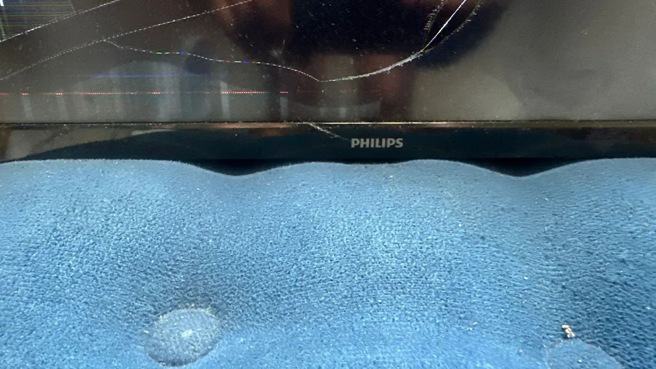 Tv Philips 43 polegadas retira de peças  - Foto 3