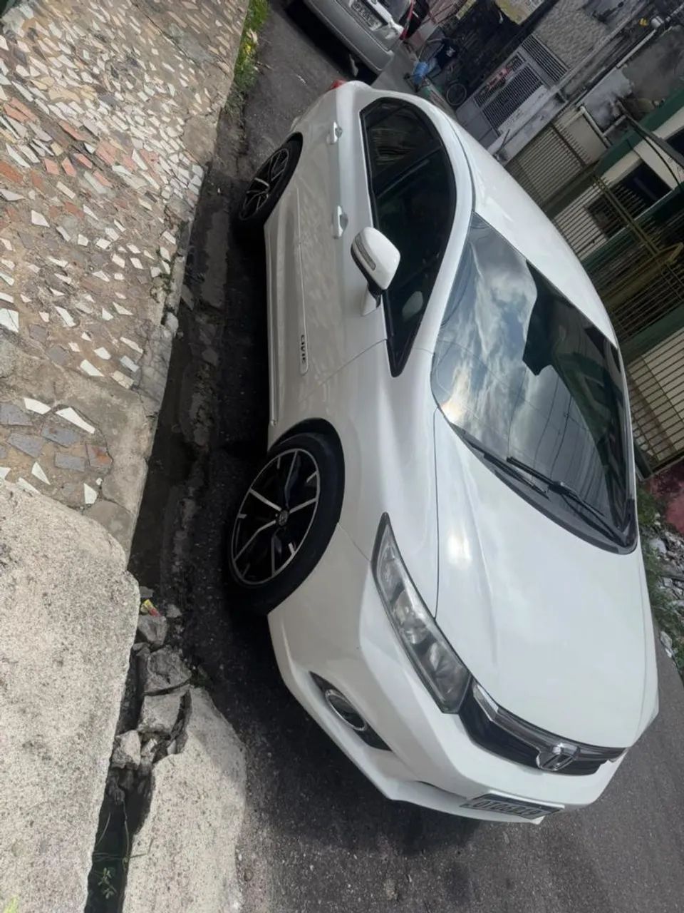 Honda Civic Civic Sedan LXR 2.0 Flexone 16V Aut. 4p 2014