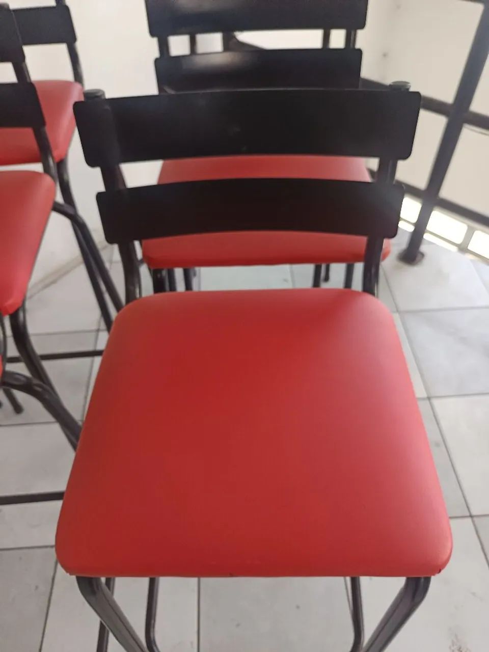 6 banquetas de ferro com encosto  - Foto 3