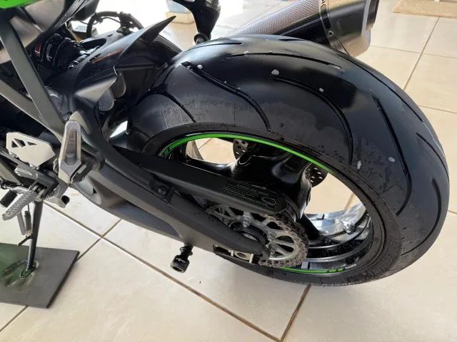 Kawasaki Zx-10/ Zx-10r 1000cc 2023 - 1405835302 | OLX
