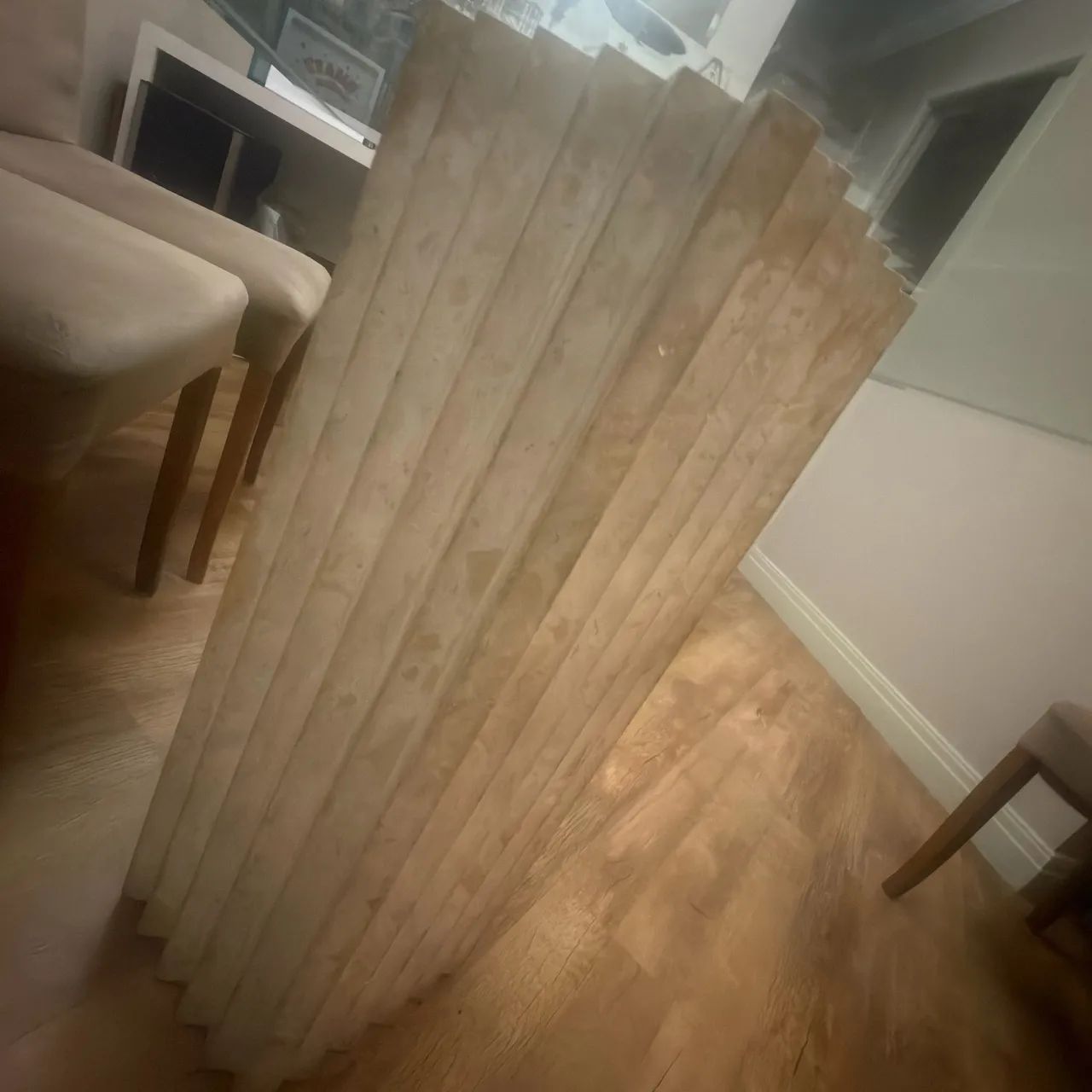 Mesa tampo de vidro apoio em marmore - Foto 3