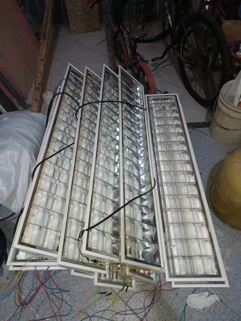 Luminaria teto calha de embutir 1,20mt - Foto 3