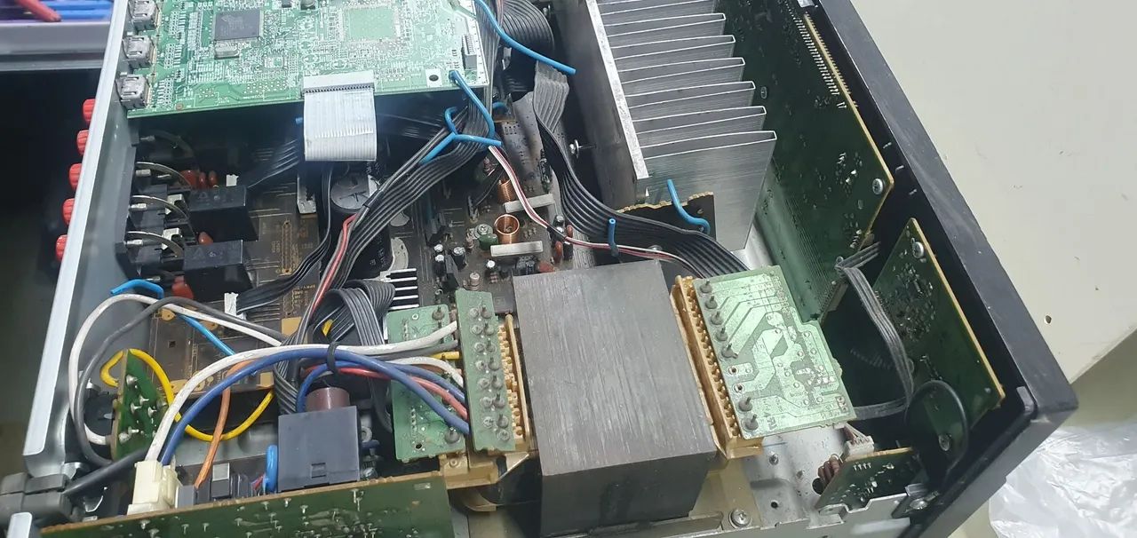 Receiver Yamaha RX-V467 Sucata, Defeito  - Foto 5