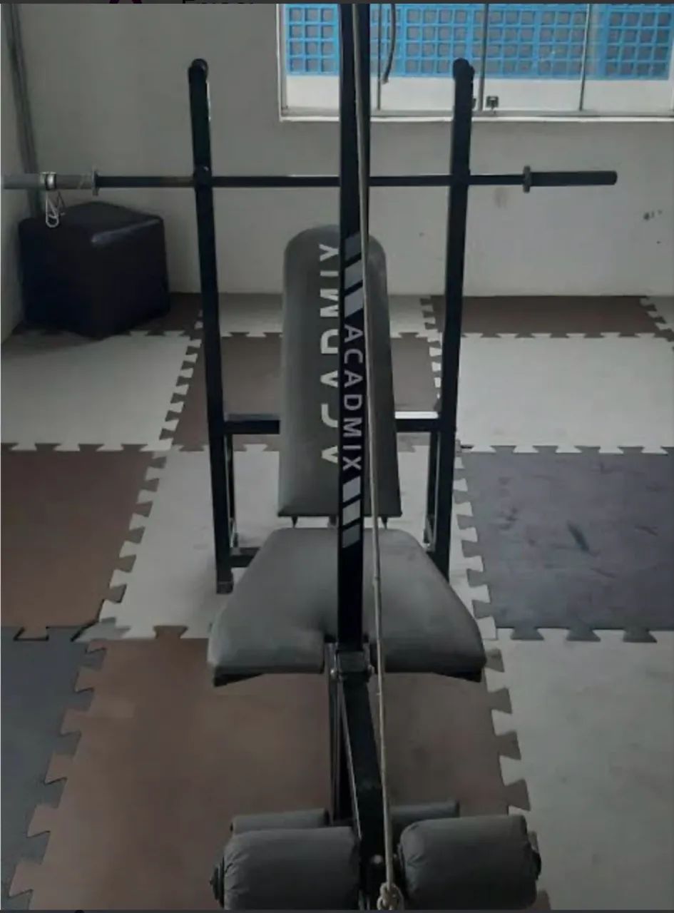 Estação musculação academix