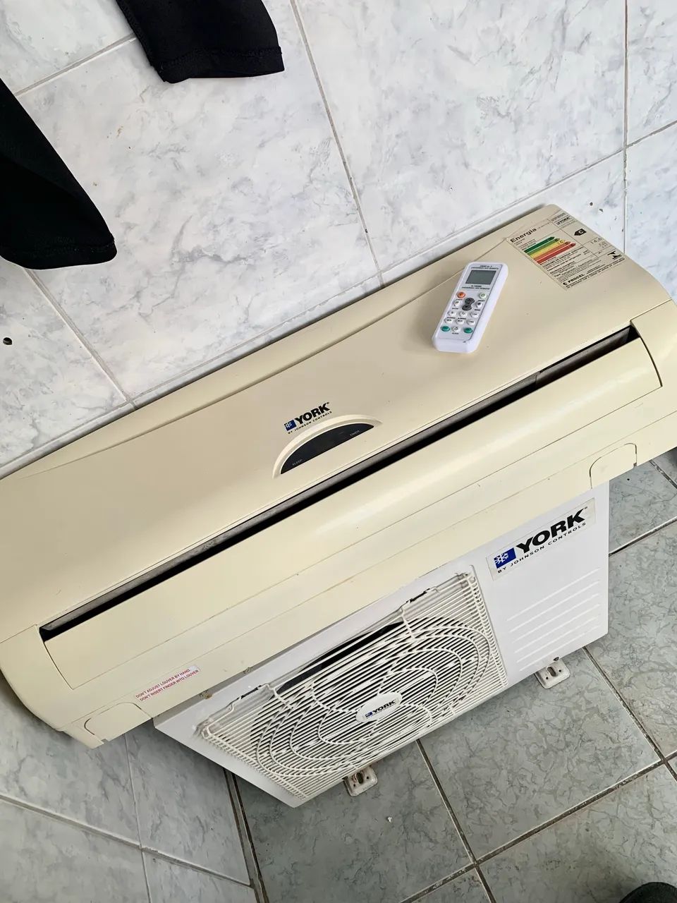 Ar-condicionado york 9 mil btus 