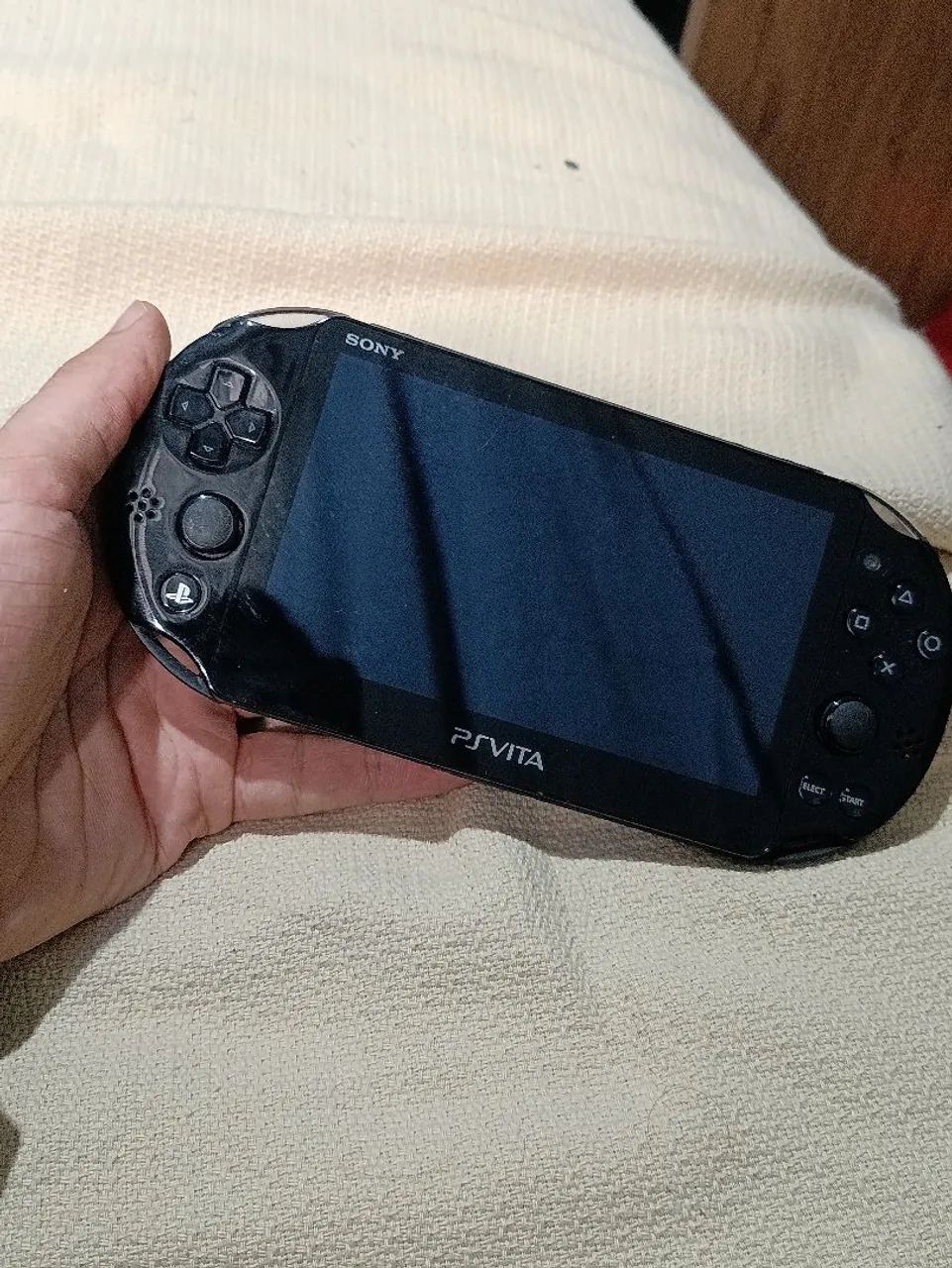 Ps Vita Slim (2000) com Case Rígida 