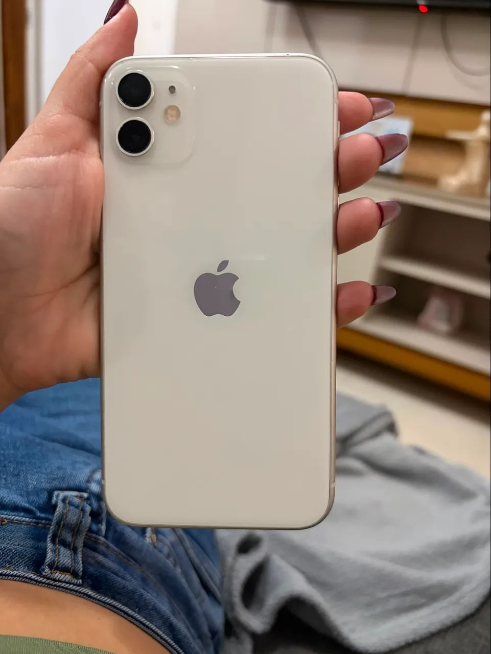 iPhone 11 - 64 Gi