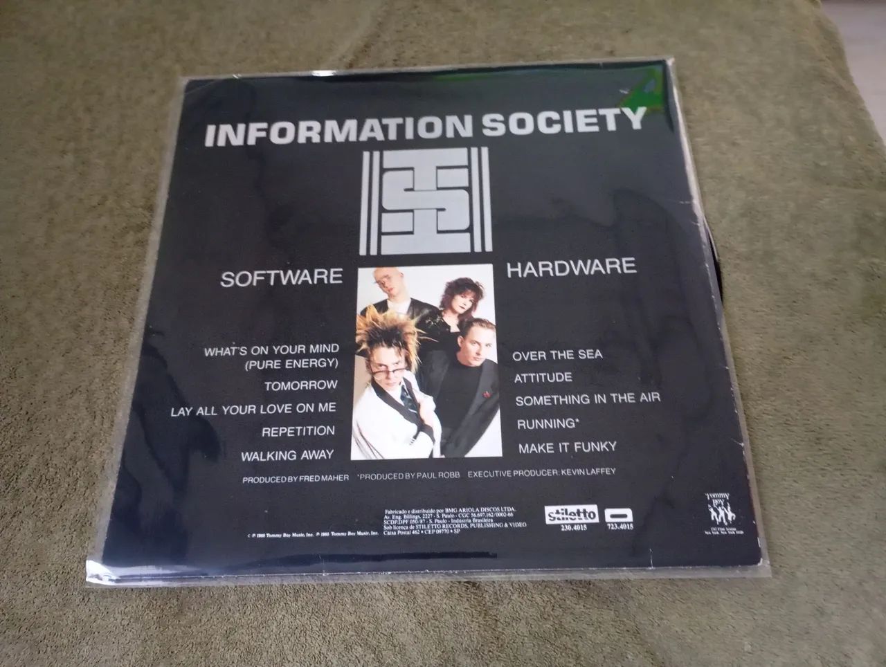 Lp Discos Vinil INFORMATION SOCIETY com ENCARTE -otimo estado -SEM RISCOS  - Foto 3