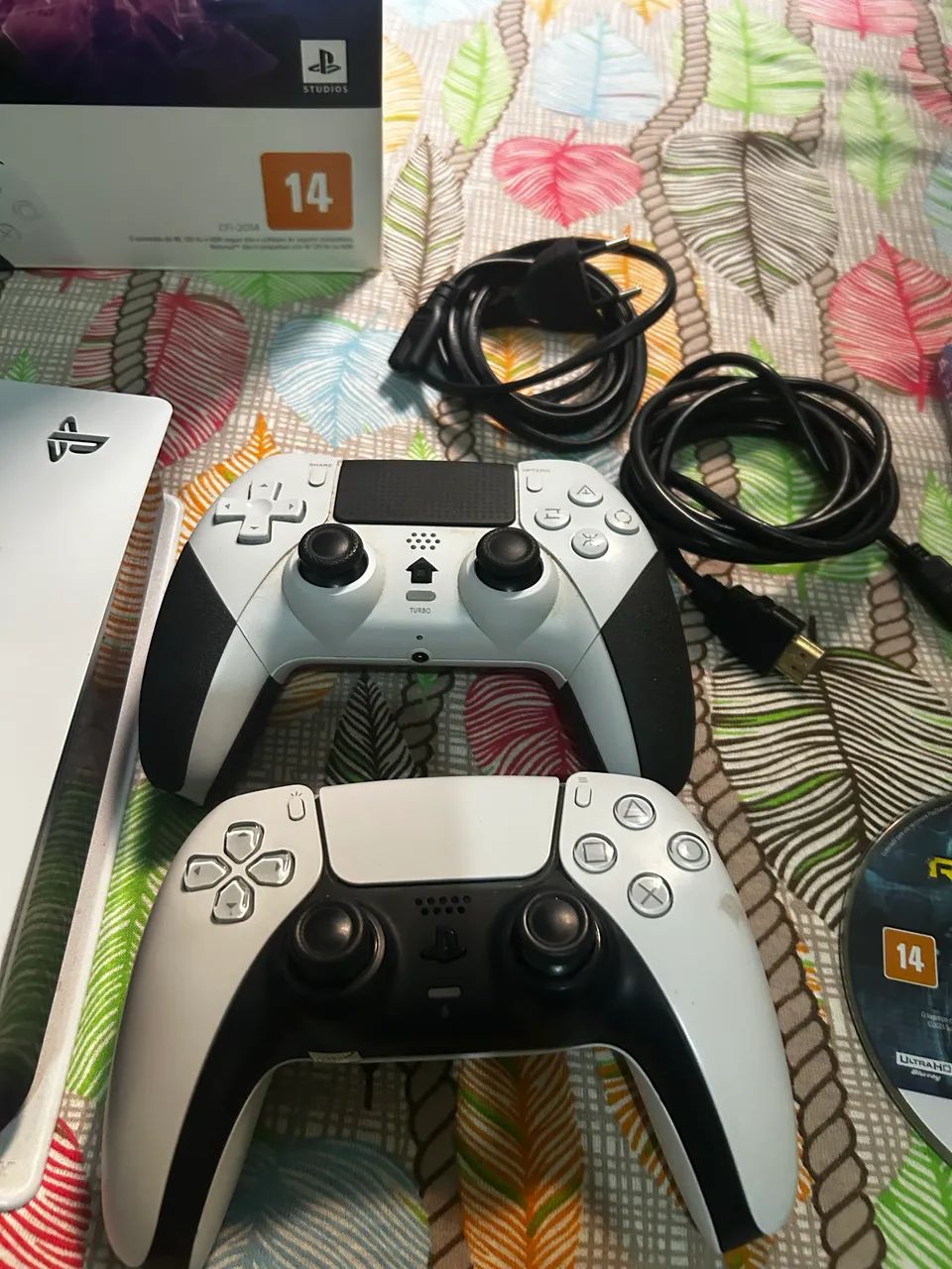 PlayStation 5, memória 1tb , com 2 controles + 8 jogos  - Foto 3