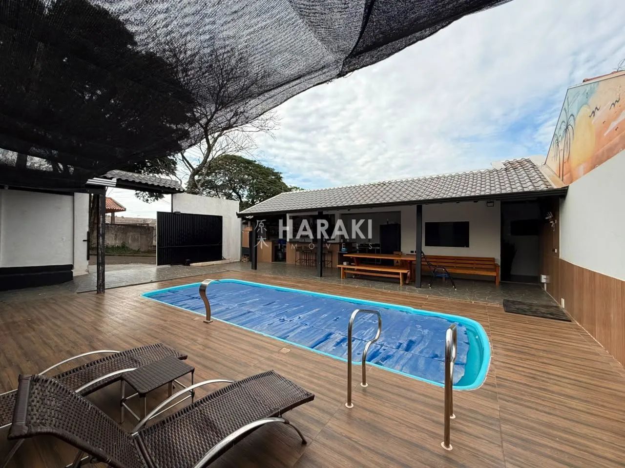 Casa com área de lazer á venda no Conjunto Habitacional Requião - Maringá/PR
