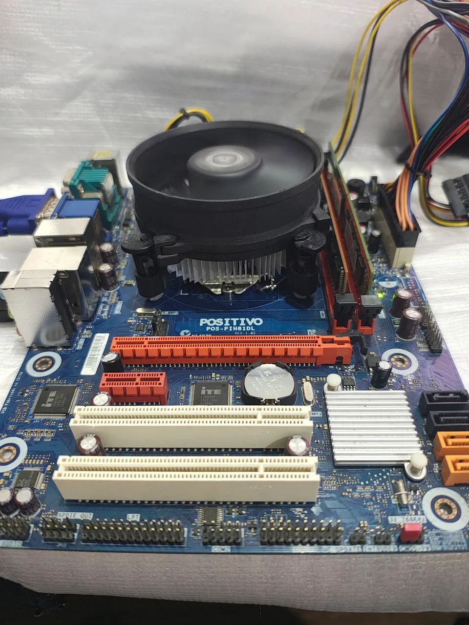 Kit placa mãe + i3 4130 + 8gb ram + ssd 120gb
