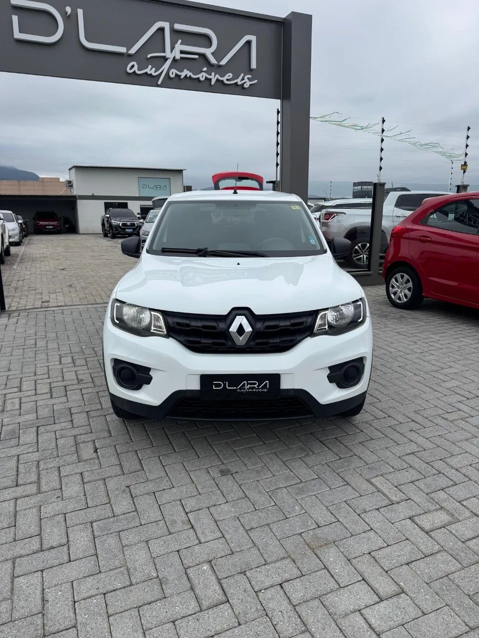 Renault Kwid Zen 1.0 Flex 12V 5P Mec. 2018 - Foto 2
