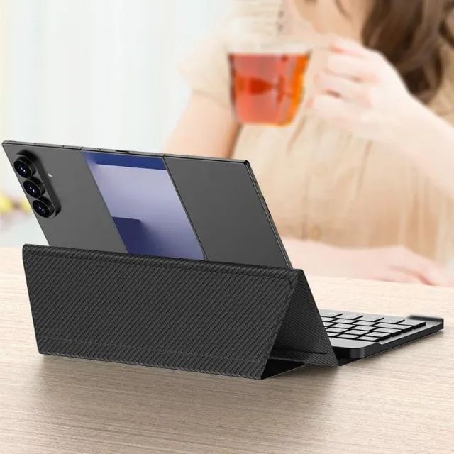 Capa Teclado Samsung Galaxy Z Trifold + Caneta capacitiva - Foto 4