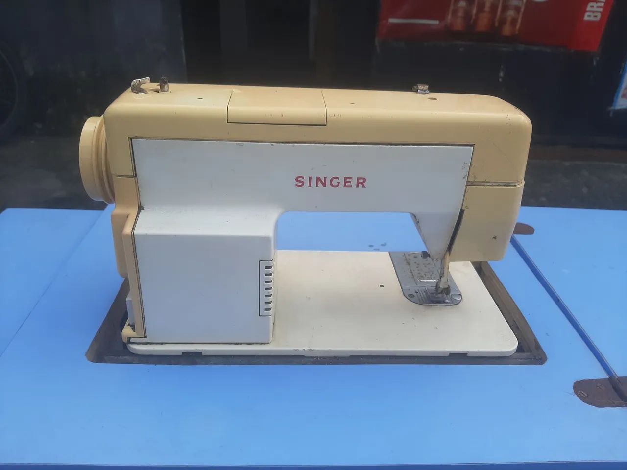 Máquina de costura Singer  - Foto 2