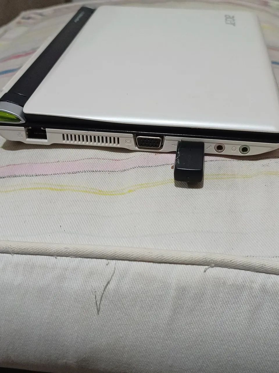 Netbook excelente estado de novo  completo com mauser  - Foto 5