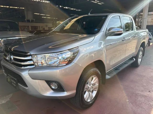 Toyota Hilux CD SRV 4X4 2.8 TDI Diesel Aut. 2017