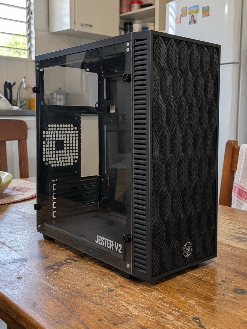 Gabinete Gamer Seminovo com 2 ventoinhas 