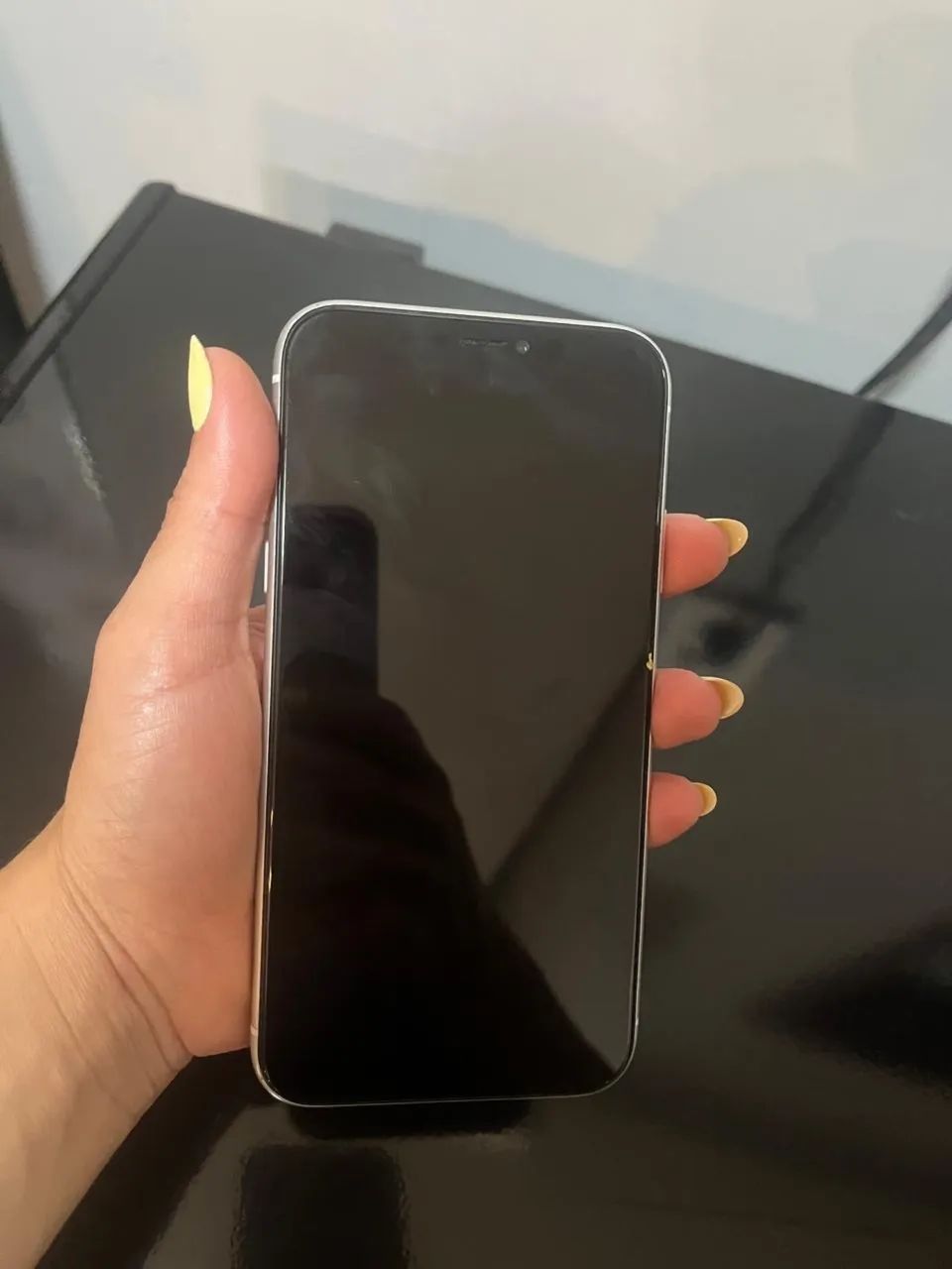 Vendo iPhone XR  - Foto 2
